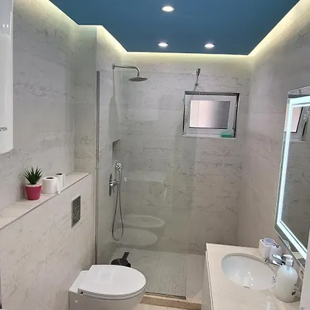 Suite Home Apartment
