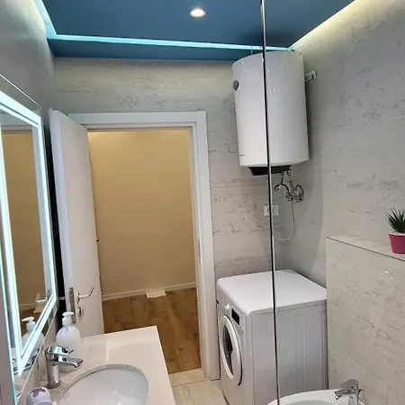 Suite Home * تيرانا