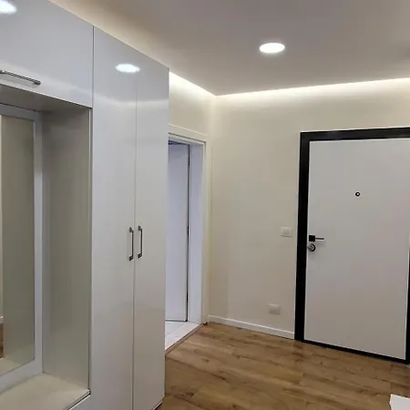 Suite Home * تيرانا
