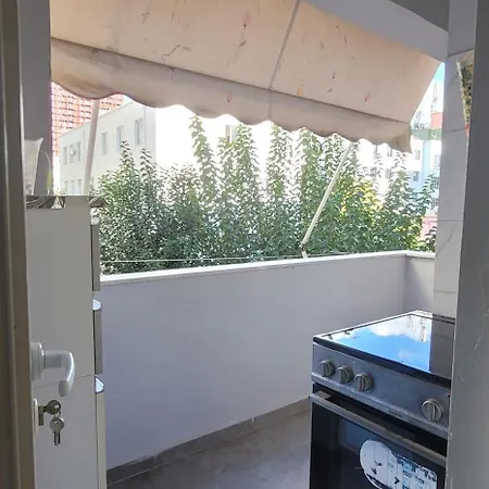 Suite Home شقة *